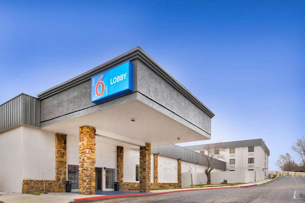 Home Place Suites – Bartlesville, OK