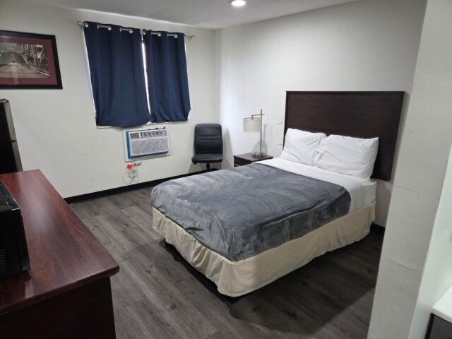 The Suite Inn Minot - Queen Suite