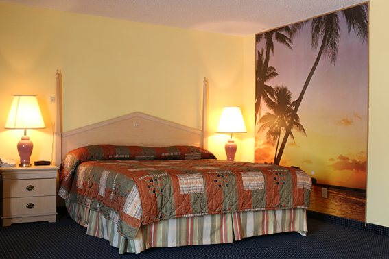 Whirlpool Room