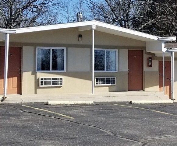 Exterior of Towne and Village Extended Stay on Old Route 66, St. Robert, Missouri